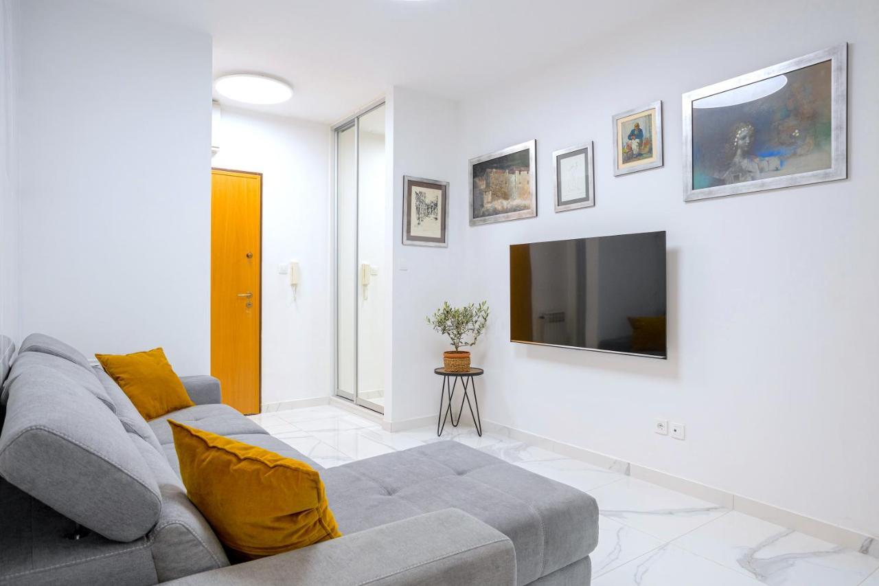 Lux Holiday Apartment Tony @ 10 Min Znjan Beach 스플리트 외부 사진